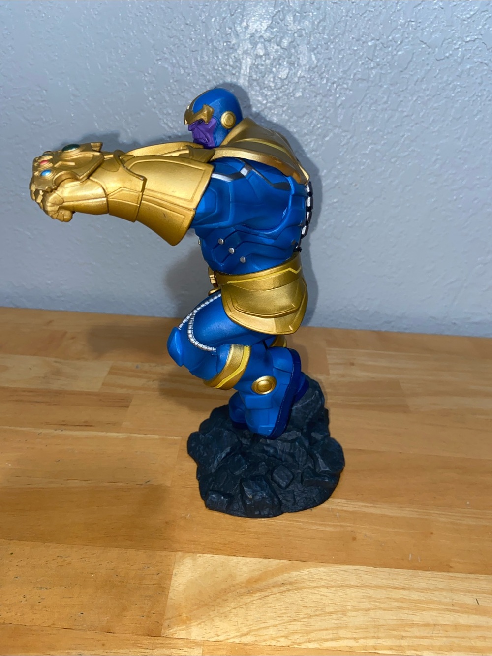 Marvel’s Contest of Champions Thanos Figurine Statue - Picture 2 of 8
